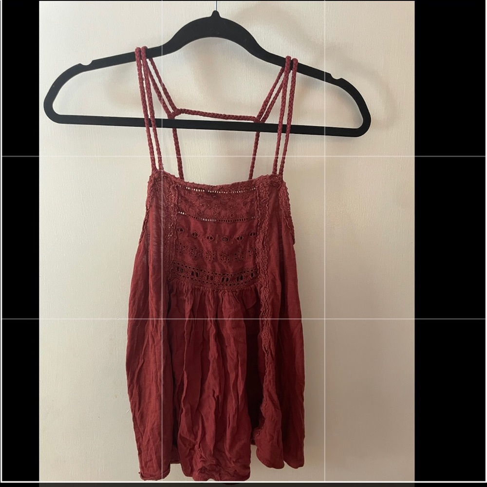 American Eagle maroon tank with braided straps